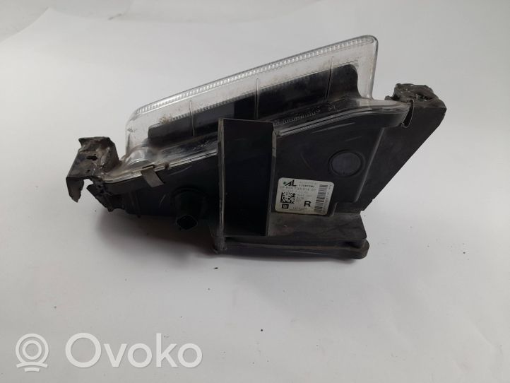 Jeep Cherokee Lampa przednia 22907456