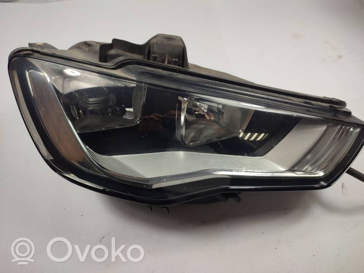 Audi A3 S3 8V Lampa przednia 8V0941004