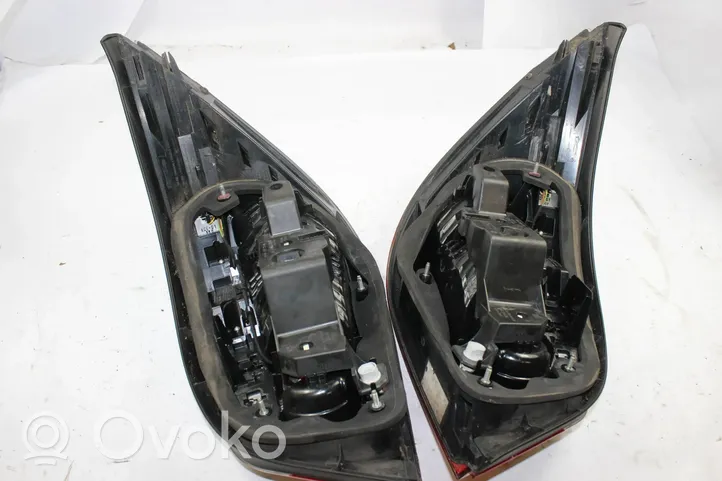 BMW 5 E60 E61 Lampa tylna 16431600