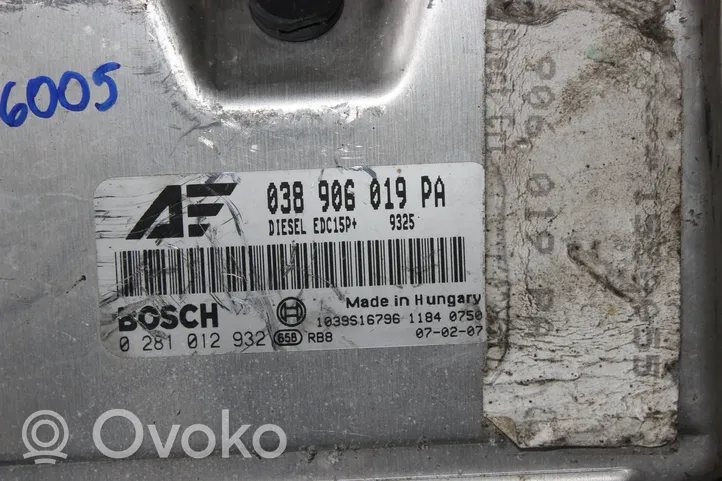 Volkswagen Sharan Sterownik / Moduł ECU 038906019PA