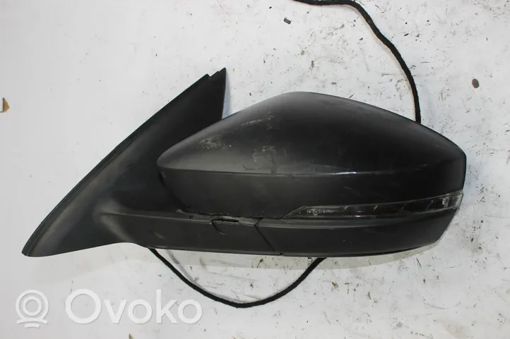 Skoda Octavia Mk3 (5E) Elektryczne lusterko boczne drzwi przednich 5E0857933