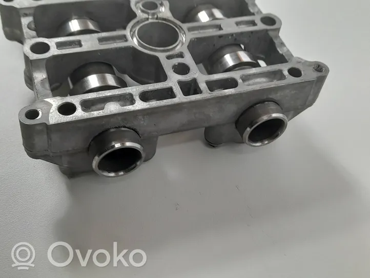 BMW 5 F10 F11 Other cylinder head part 729178