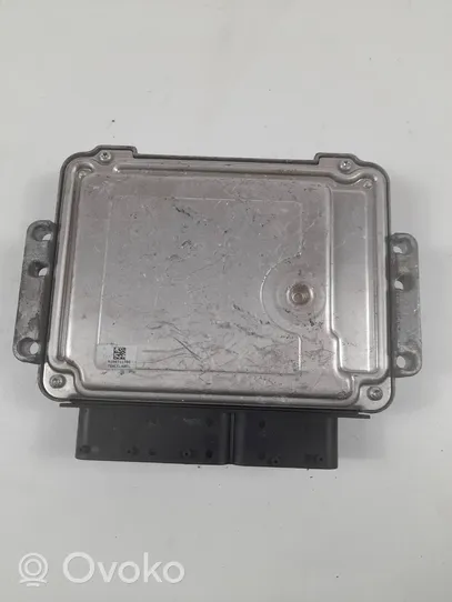 KIA Carens I Calculateur moteur ECU 3911627485