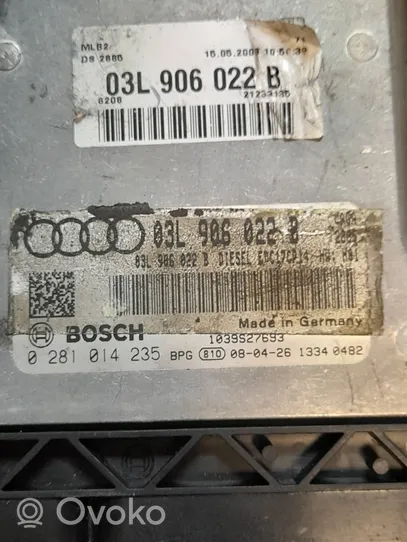 Audi A5 8T 8F Calculateur moteur ECU 03L906022B