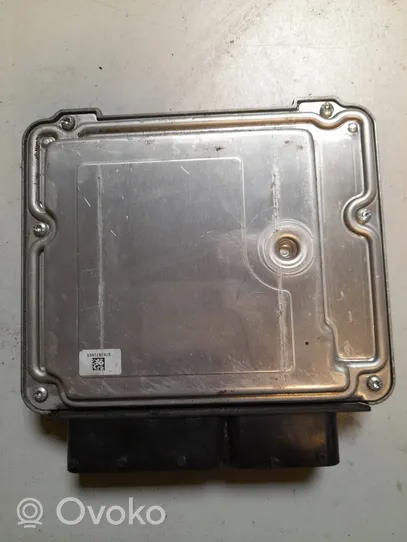 Opel Astra J Sterownik / Moduł ECU 55583654