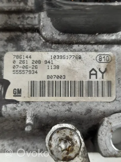 Opel Corsa D Calculateur moteur ECU 1039s17768