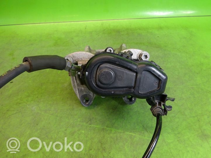 Infiniti QX30 Rear brake caliper 