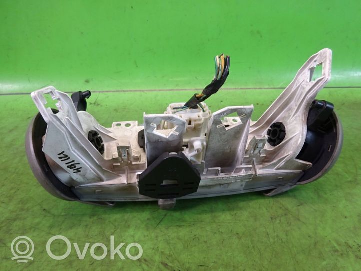 Peugeot 107 Climate control unit 559000H0040