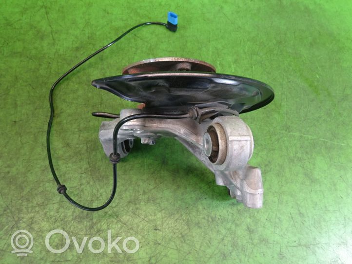 Infiniti Q30 Olka-akseli A2469059402