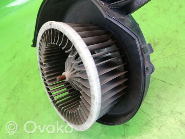 Volkswagen Fox Mazā radiatora ventilators 6Q1819015G