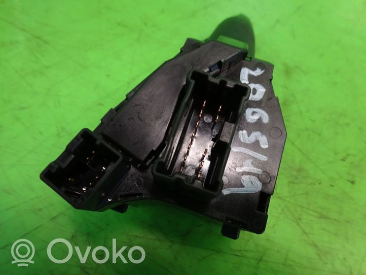 Nissan Micra Posūkių/ šviesų rankenėlė 25540AV620