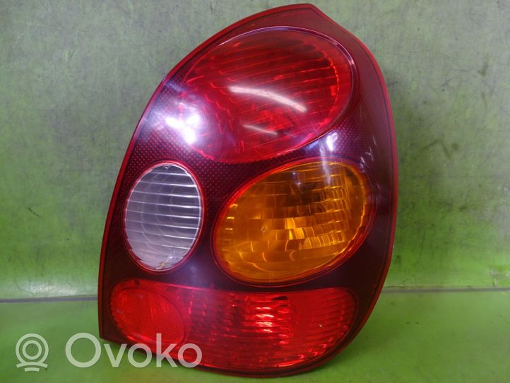 Toyota Corolla E110 Luci posteriori 220-76587R