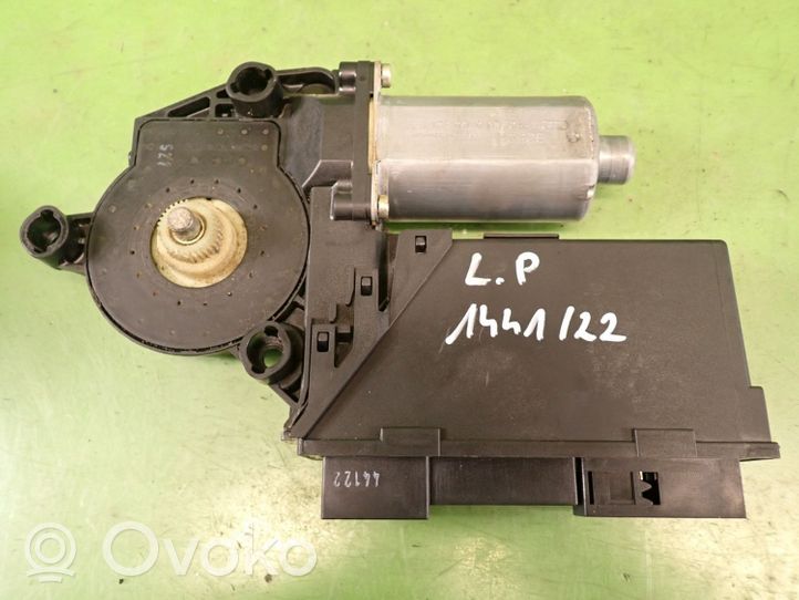 Audi A4 S4 B5 8D Fensterheber elektrisch mit Motor Tür vorne 8E0959801B