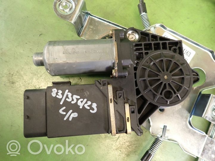 Skoda Octavia Mk1 (1U) Mécanisme de lève-vitre avec moteur 101446203