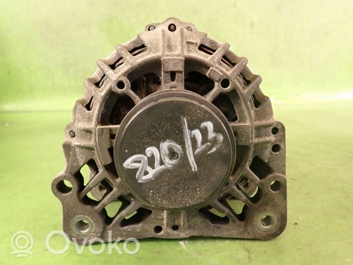 Volkswagen Sharan Generatore/alternatore 037903025T