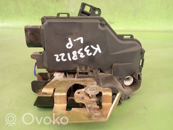 Volkswagen Polo III 6N 6N2 6NF Zamek drzwi przednich 