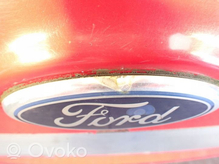Ford Fiesta Задняя крышка (багажника) 