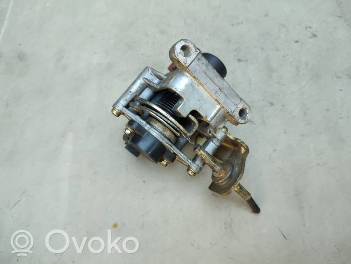 Mitsubishi Space Wagon Pedale dell’acceleratore 129426