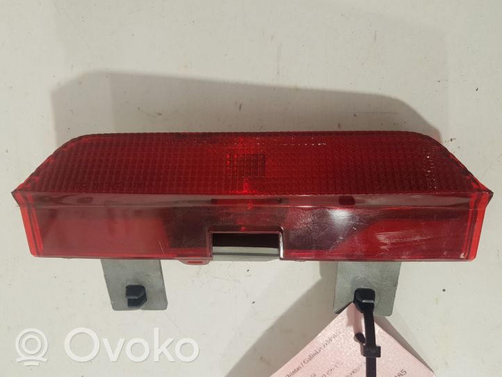 Toyota RAV 4 (XA30) Luz de freno adicional/tercera 4225