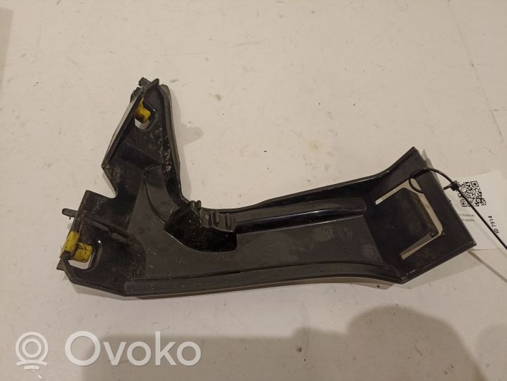 BMW 5 F10 F11 Staffa di rinforzo montaggio del paraurti anteriore 51117207932