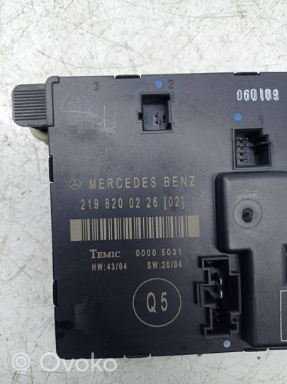 Mercedes-Benz CLS C219 Oven ohjainlaite/moduuli 2198200226