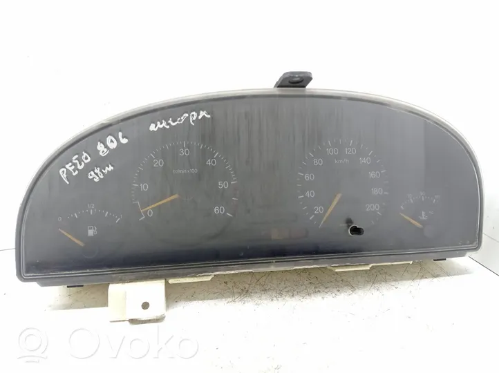 Peugeot 806 Compteur de vitesse tableau de bord 