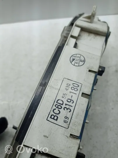 Mazda 323 F Tachimetro (quadro strumenti) BC6D55430