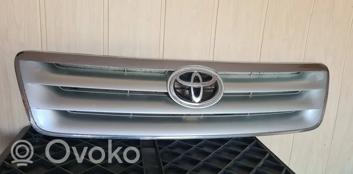 Toyota Avensis T250 Atrapa chłodnicy / Grill 53111
