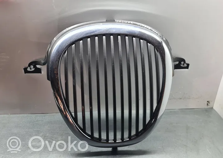 Jaguar S-Type Grille calandre supérieure de pare-chocs avant XR836A133AA