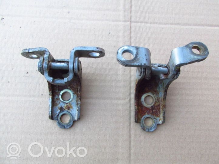 Honda Prelude Sliding door upper roller guide/hinge 