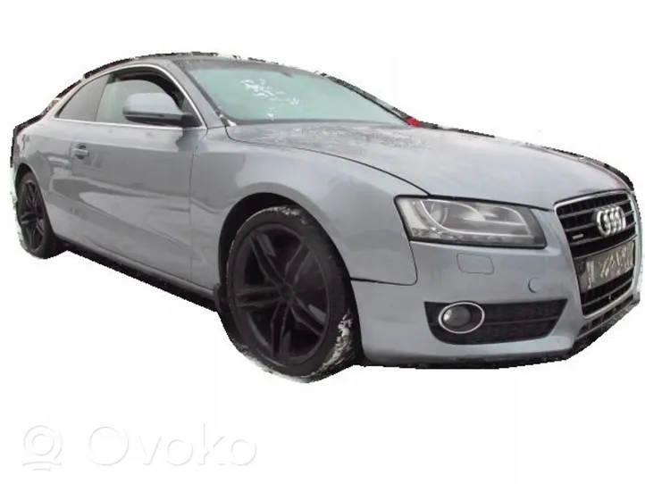 Audi A5 8T 8F Etuoven lista (muoto) Audi