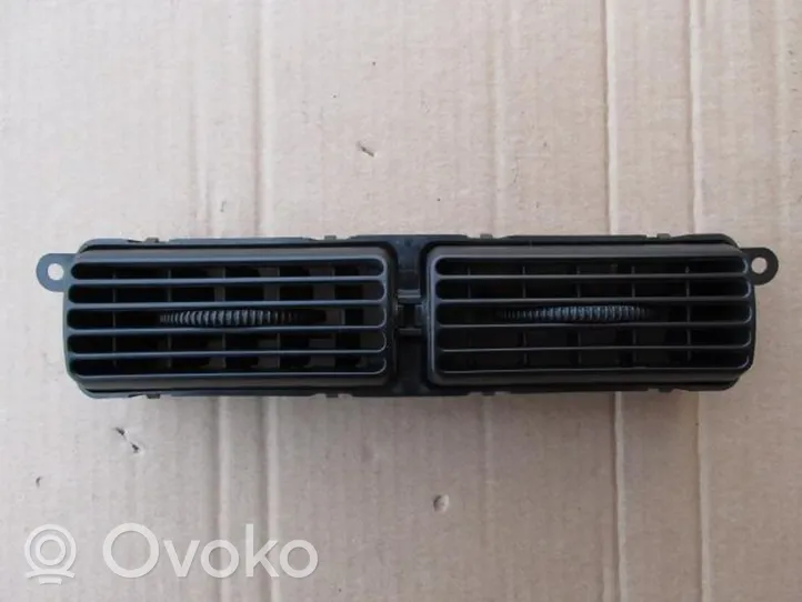 Mitsubishi Pajero Sport I Griglia di ventilazione centrale cruscotto Pajero