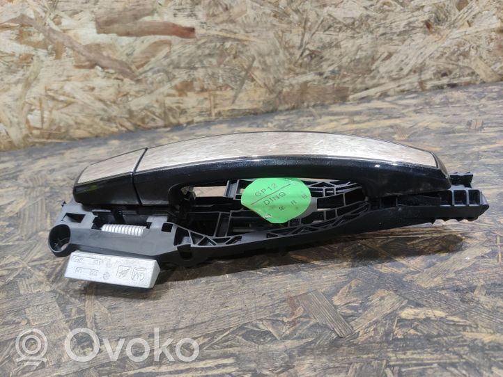 Chevrolet Malibu Rear door exterior handle 13505892