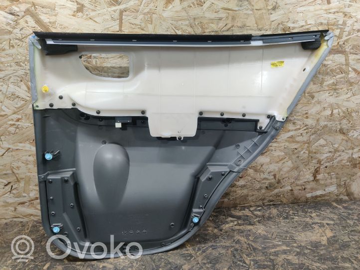 Hyundai Santa Fe Garniture panneau de porte arrière 8331026000