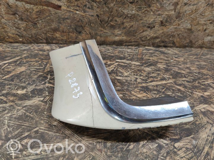 Buick LeSabre Listwa pod lampę tylną 4472525