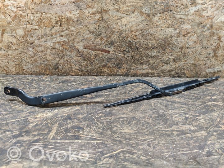 Citroen Evasion Front wiper blade arm 