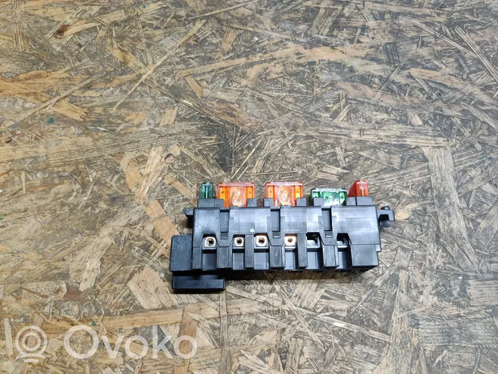 Mercedes-Benz S W140 Module de fusibles 1405450101