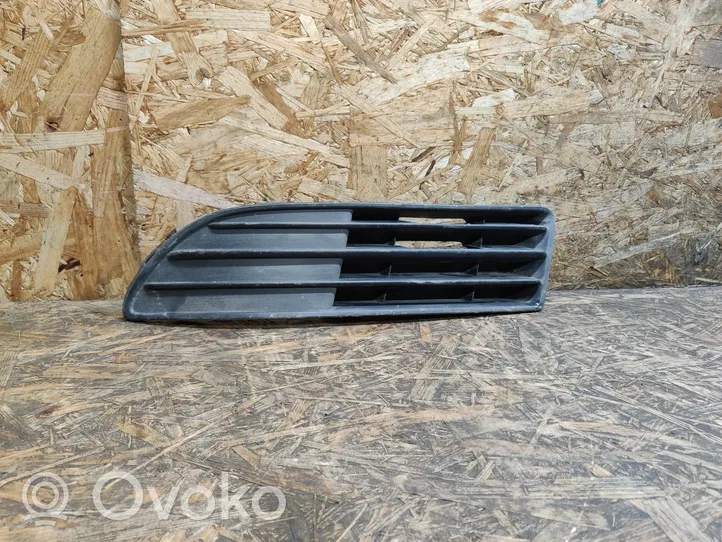 Volkswagen Cross Polo Front bumper lower grill 6Q0853665