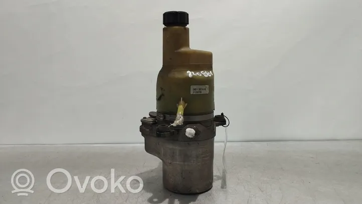 Volvo C30 Ohjaustehostimen pumppu 