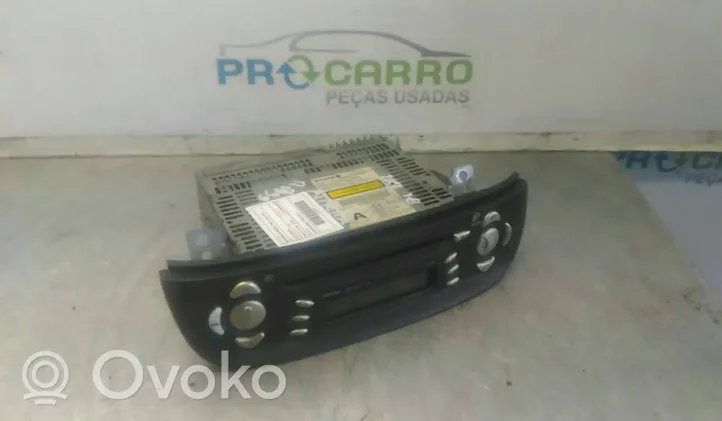 Nissan Almera Tino Panel / Radioodtwarzacz CD/DVD/GPS 