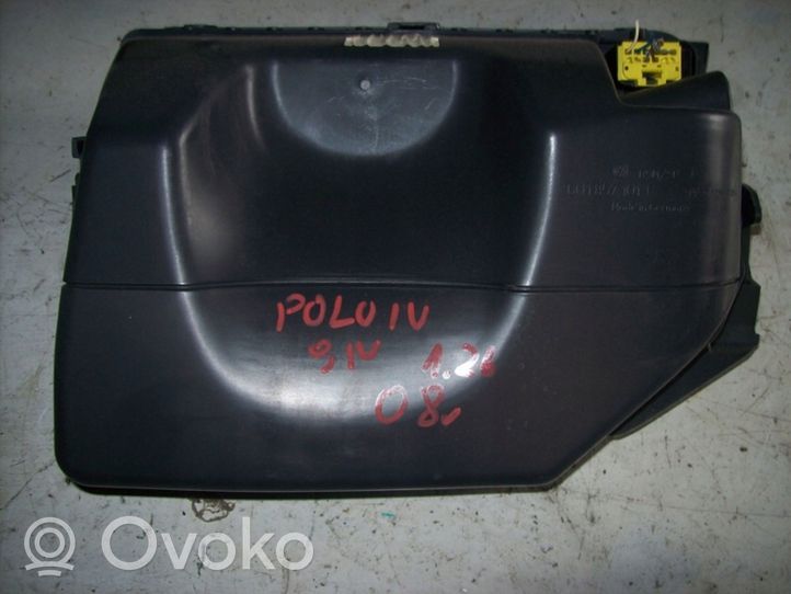 Volkswagen Polo IV 9N3 Set vano portaoggetti 