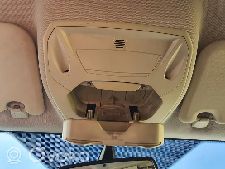 Ford Focus C-MAX Inne oświetlenie wnętrza kabiny 