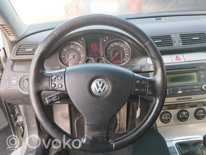 Volkswagen Passat Alltrack Ohjauspyörä 