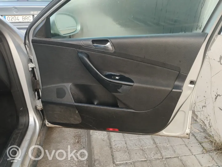 Volkswagen Passat Alltrack Etuoven verhoilu 