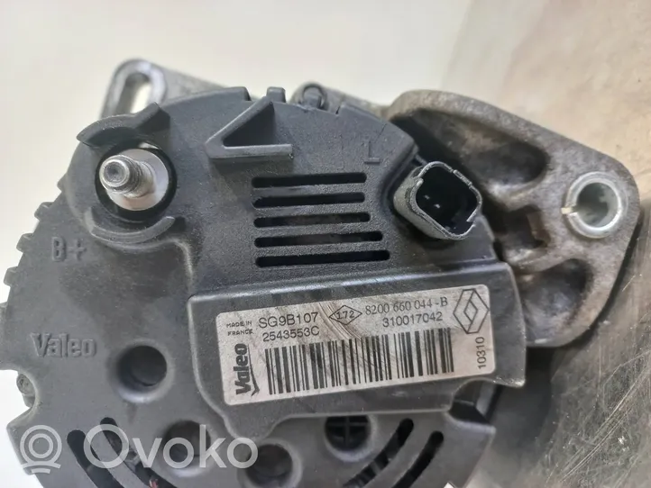 Dacia Sandero Generatore/alternatore 8200660044B