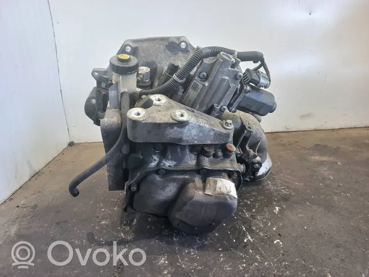 Opel Astra H Механическая коробка передач, 6 передач F17W394