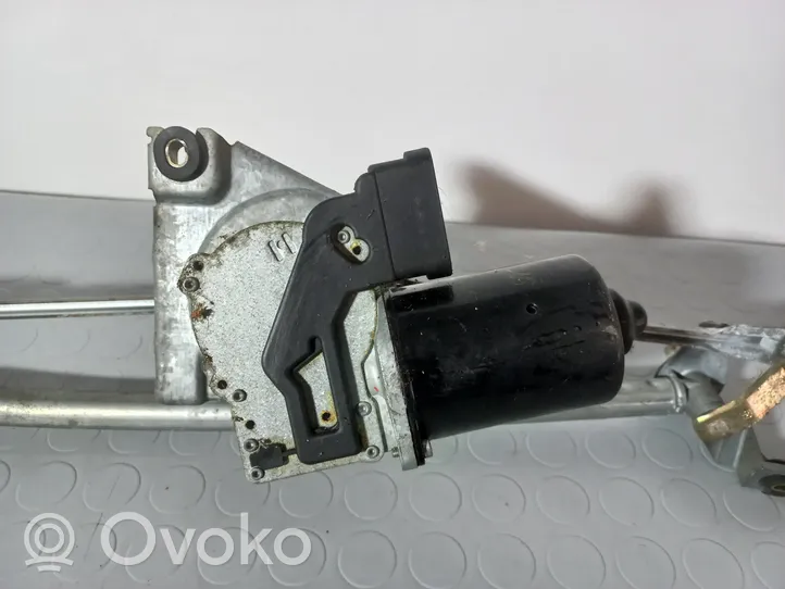 Opel Astra F Front wiper linkage and motor 90341903