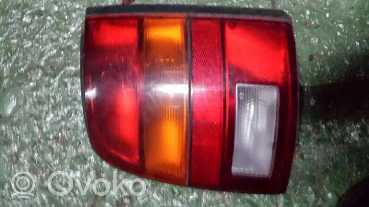 Nissan Micra Lampa tylna 