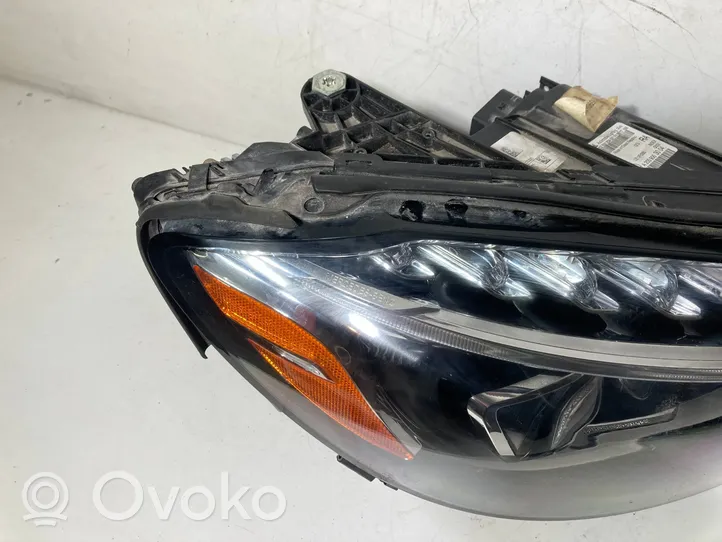 Mercedes-Benz C W205 Faro/fanale A2059063004