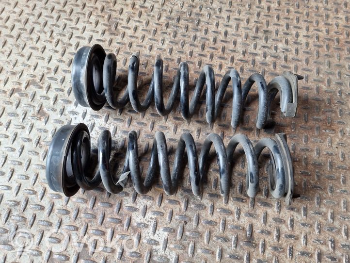 BMW 2 F22 F23 Rear coil spring 